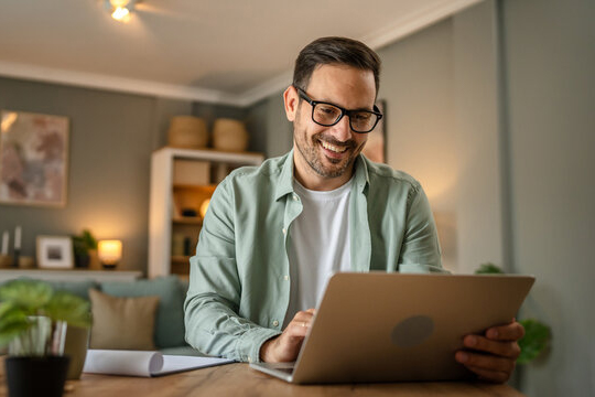 نرم افزار آموزش آنلاین برای معلمان و دانش آموزان